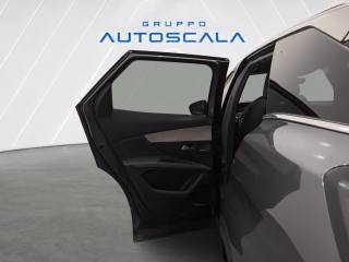 PEUGEOT 3008 usata, con Volante in pelle