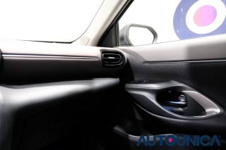 TOYOTA Yaris Cross usata, con Sensore di luce