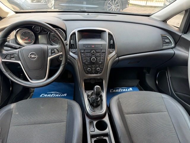 OPEL Astra usata, con Climatizzatore