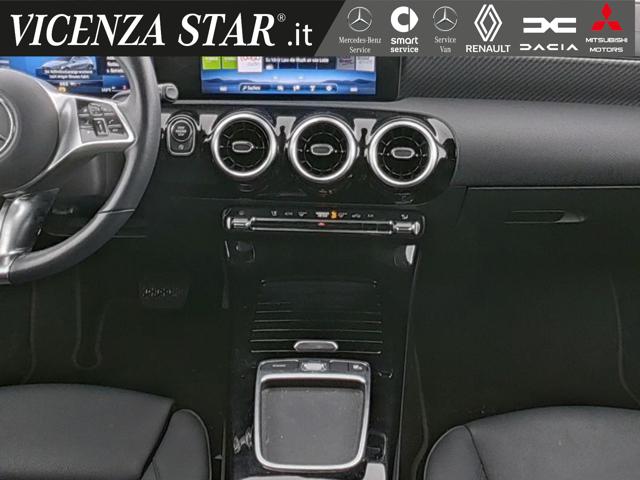 MERCEDES-BENZ CLA 180 usata, con Chiusura centralizzata