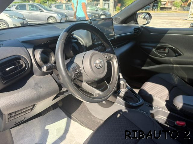 TOYOTA Yaris usata, con Vetri oscurati