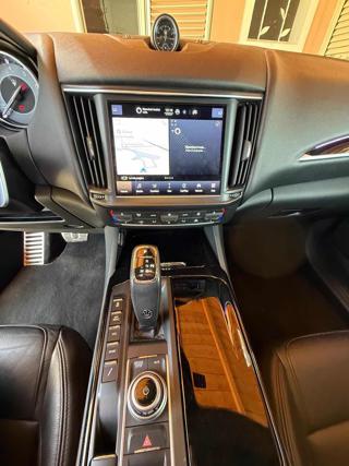 MASERATI Levante usata, con Climatizzatore