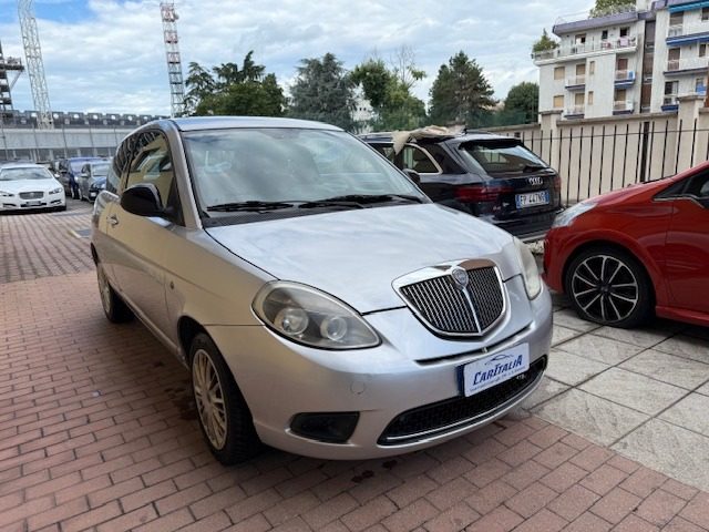 LANCIA Ypsilon usata, con Airbag Passeggero