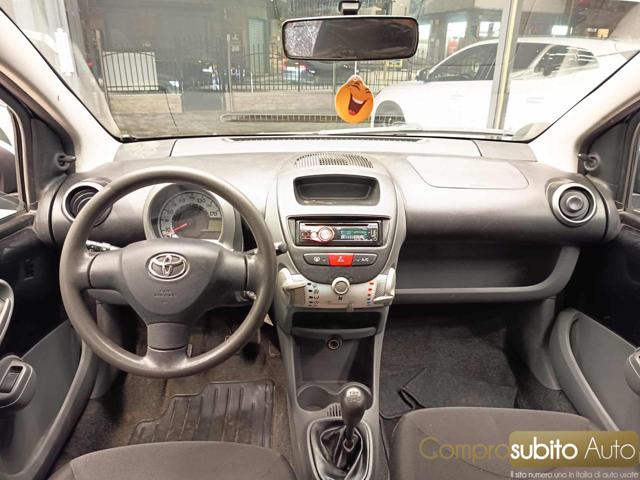 TOYOTA Aygo usata 20