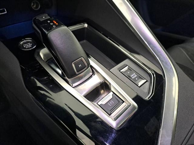 PEUGEOT 3008 usata, con Climatizzatore