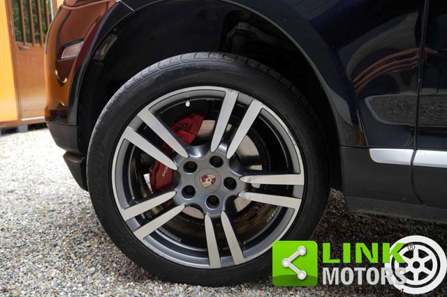 PORSCHE Cayenne usata, con Cerchi in lega