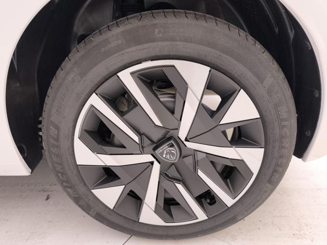 PEUGEOT 208 usata, con Sedile posteriore sdoppiato