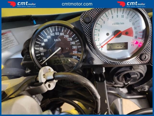 SUZUKI GSX R 750 usata 4