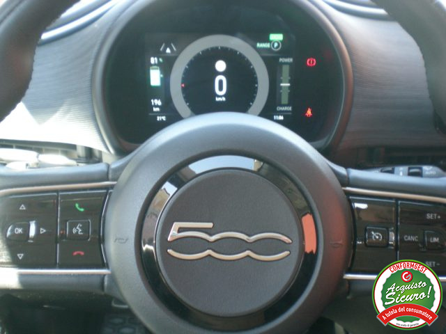 FIAT 500e usata, con Specchietti laterali elettrici