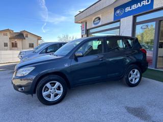 TOYOTA RAV 4 usata, con Airbag Passeggero