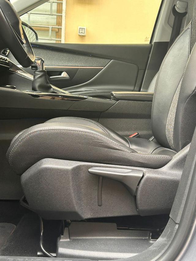 PEUGEOT 3008 usata, con Cruise Control