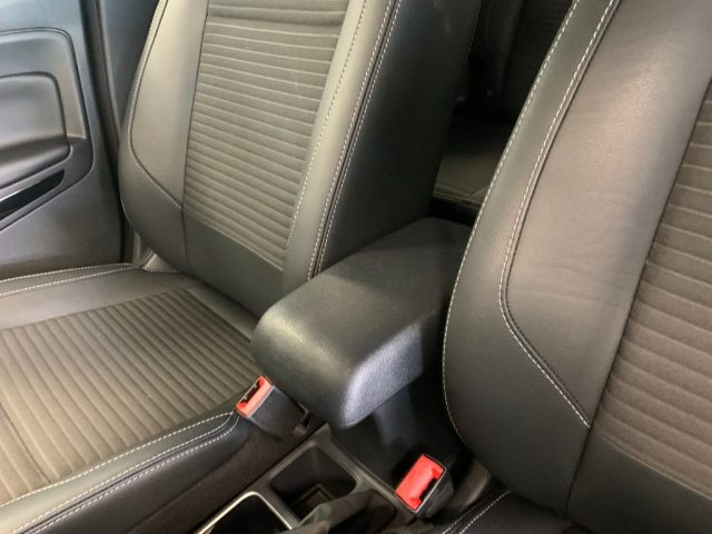 FORD EcoSport usata, con Volante in pelle