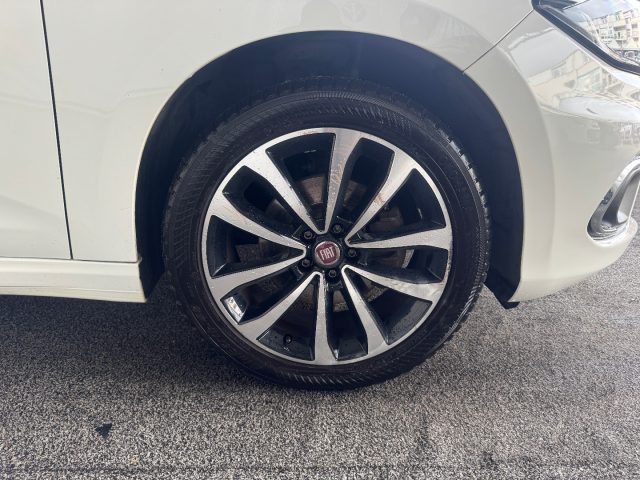 FIAT Tipo usata, con Sensori di parcheggio posteriori