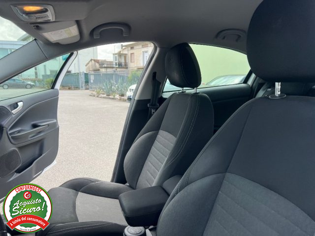 ALFA ROMEO Giulietta usata, con Autoradio