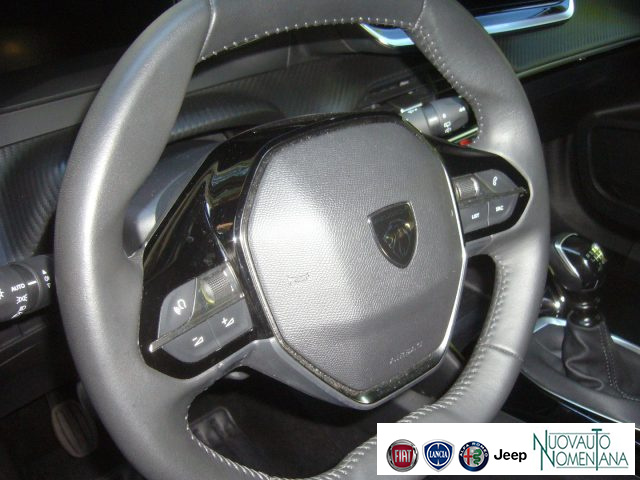 PEUGEOT 2008 usata, con Fari LED