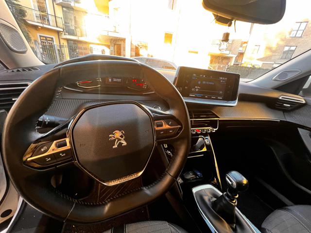 PEUGEOT 2008 usata, con Controllo trazione