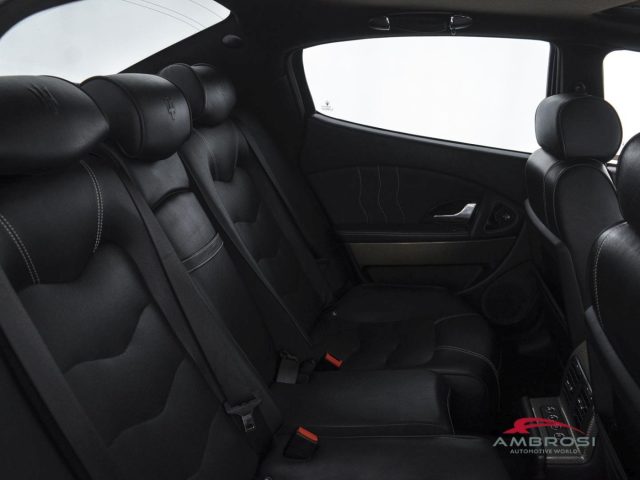 MASERATI Quattroporte usata 10