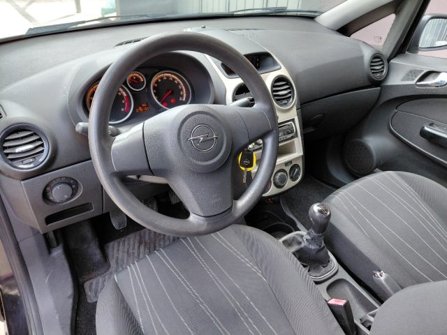 OPEL Corsa usata, con Controllo trazione