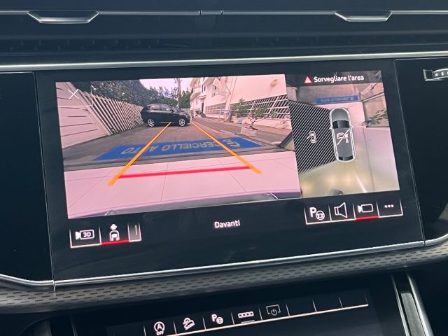AUDI Q8 usata, con Vetri oscurati
