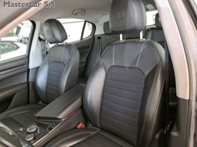 ALFA ROMEO Stelvio usata, con Airbag Passeggero