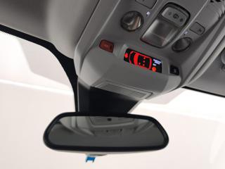 PEUGEOT 3008 usata, con Volante in pelle