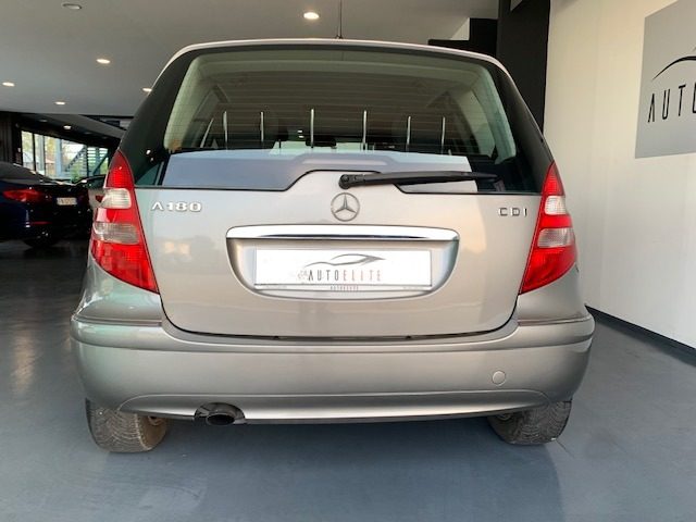 MERCEDES-BENZ A 180 usata 4