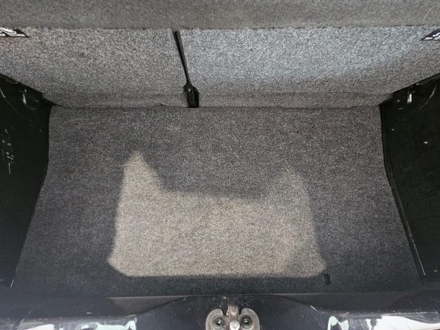 VOLKSWAGEN up! usata, con Lettore CD
