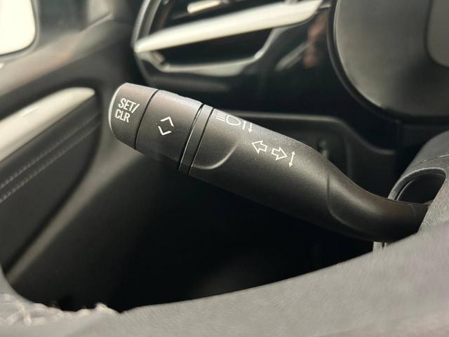 OPEL Corsa usata, con Park Distance Control