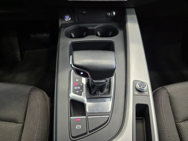 AUDI A4 usata, con Bluetooth