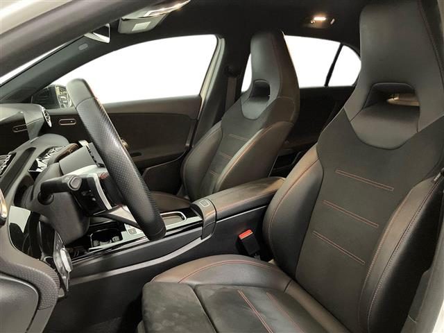 MERCEDES-BENZ CLA usata 9