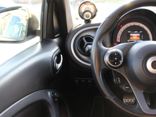 SMART ForFour usata, con Luci diurne LED