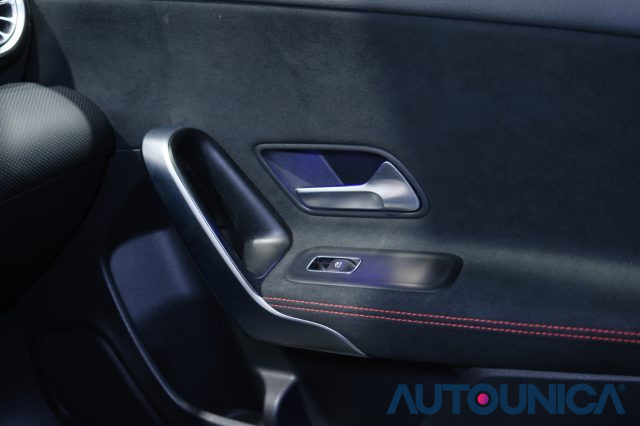 MERCEDES-BENZ A 180 usata, con Isofix