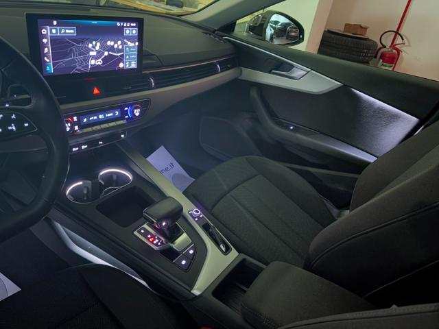 AUDI A5 usata, con Sensori di parcheggio anteriori