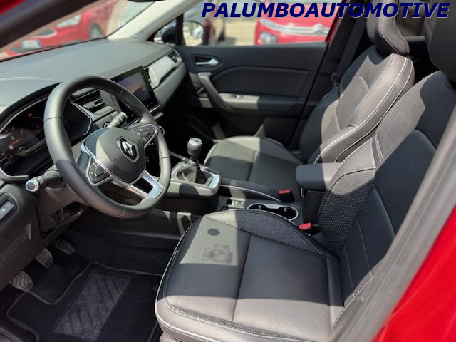 RENAULT Captur usata 9