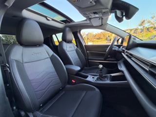 JEEP Avenger usata, con Volante in pelle