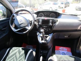 LANCIA Ypsilon usata, con Controllo trazione