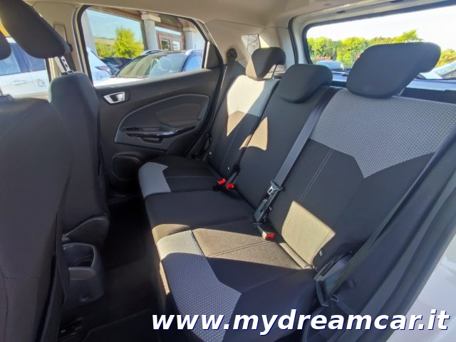 FORD EcoSport usata 17