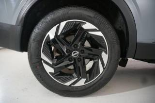 NISSAN Qashqai usata, con Autoradio