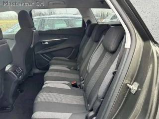 PEUGEOT 5008 usata, con Servosterzo
