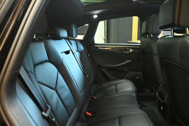 PORSCHE Macan usata 34