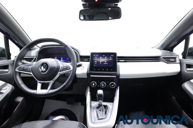 RENAULT Clio usata, con Controllo automatico clima