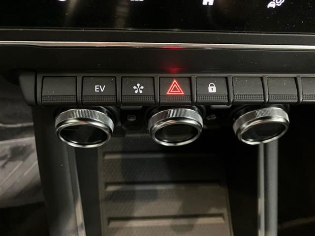 RENAULT Captur usata, con Hill holder