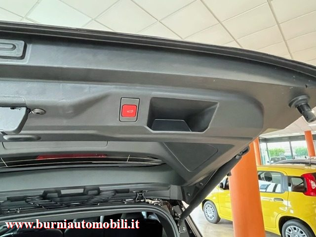 PEUGEOT 5008 usata, con Bluetooth