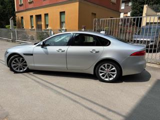 JAGUAR XF usata, con Airbag Passeggero