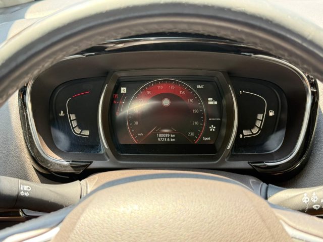 RENAULT Espace usata, con Park Distance Control