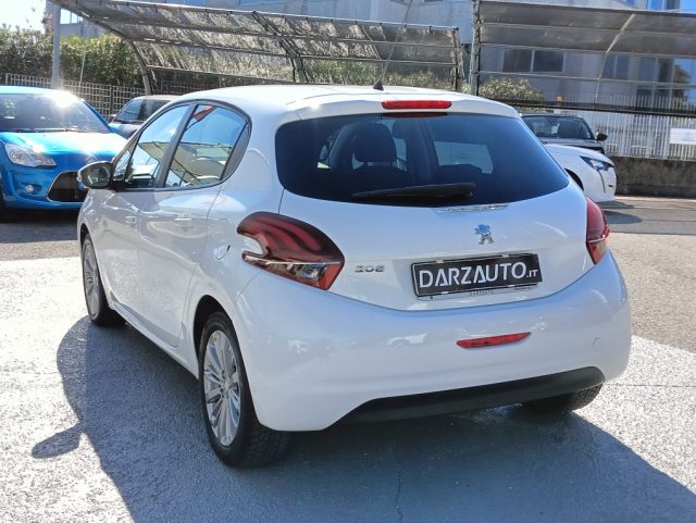 PEUGEOT 208 usata, con Touch screen