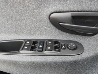 LANCIA Ypsilon usata, con Servosterzo