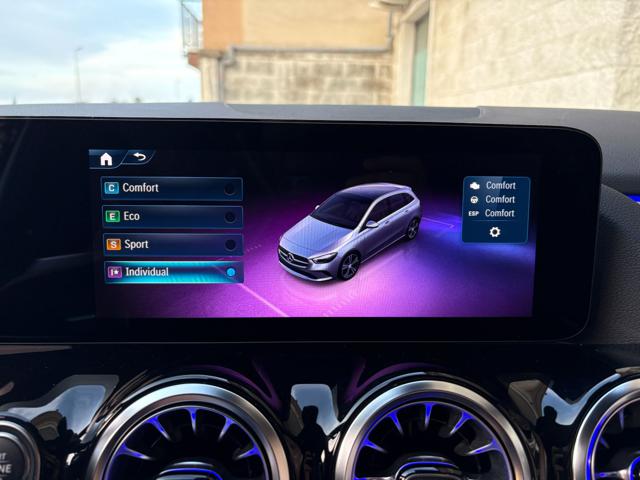 MERCEDES-BENZ B 180 usata, con Sensore di pioggia