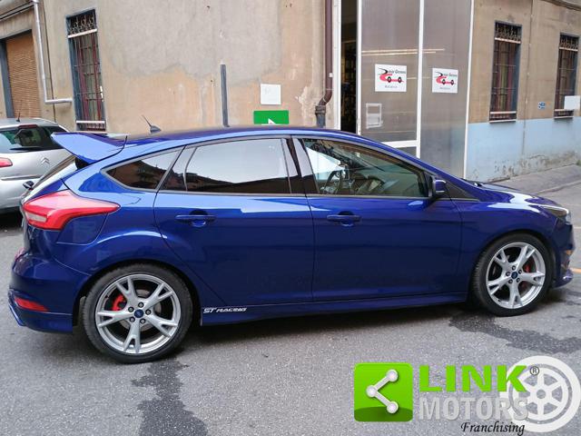 FORD Focus usata, con Autoradio