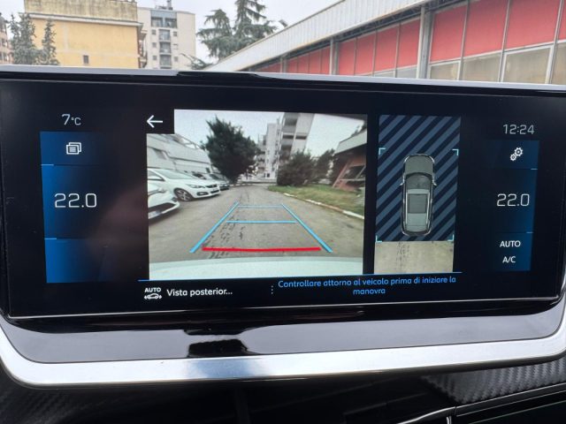 PEUGEOT 2008 usata, con Sistema di navigazione